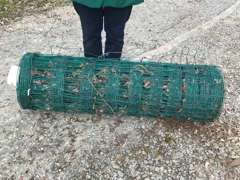 lot 424 image: Gaucho High Tensile Field Fence, Green