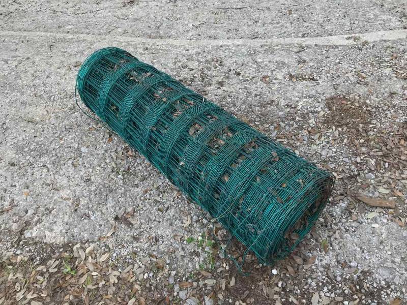 lot 435 image: Gaucho High Tensile Field Fence, Green