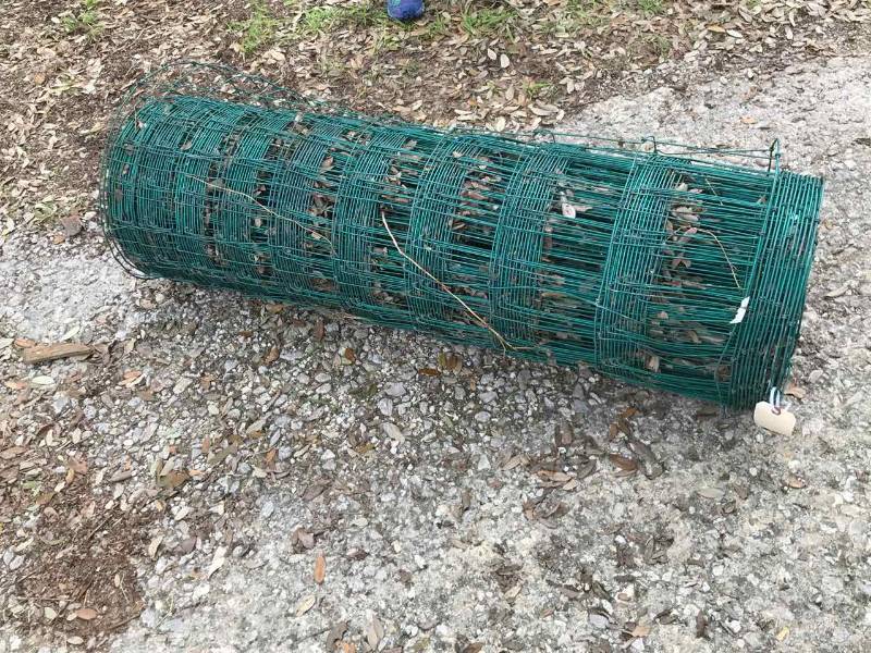 lot 438 image: Gaucho High Tensile Field Fence, Green