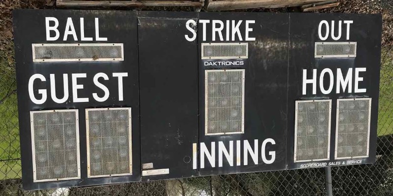 lot 17 image: Scoreboard (329 - controller was found today and added to the lot)