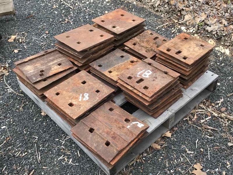 lot 18 image: (60) Rail Road Fishplates