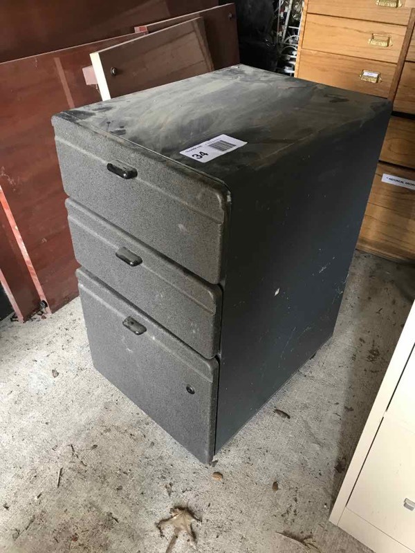 lot 34 image: File Cabinet (No Key, 3-Drawer)