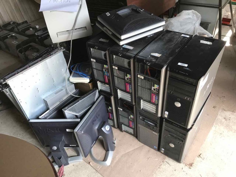 lot 36 image: Surplus  Misc. CPUs, Computer Components, Monitors, Etc.