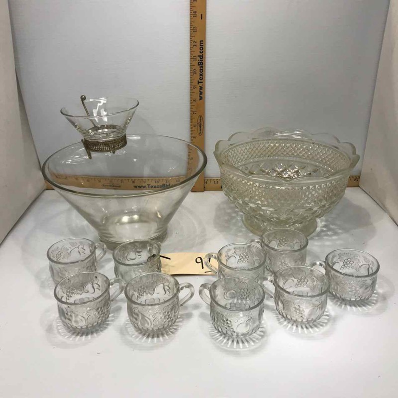 lot 97 image: Pressed Glass Punch Cups, Bowl, Mid-Century Tiered Chip & Dip