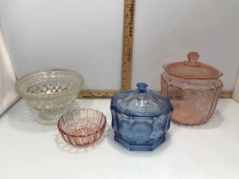 lot 98 image: Candy Dishes (blue, pink, clear)