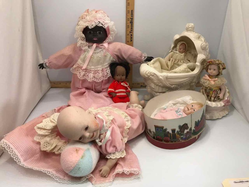 lot 180 image: Baby Dolls, (2) Ceramic Bassinet Planters
