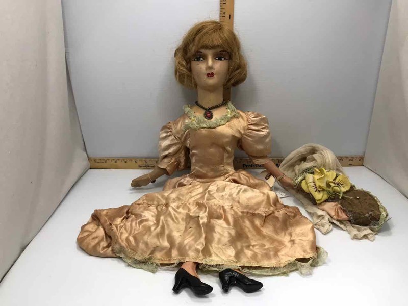 lot 197 image: (1) Antique Boudoire Doll (1920s )