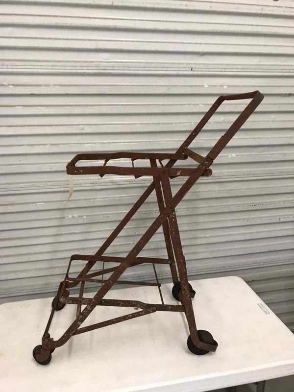 lot 362 image: Shopping Cart