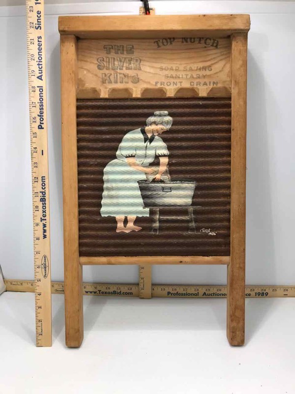 lot 206 image: Washboard National Washboard Co. No. 824, The Silver King