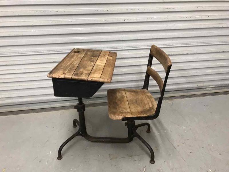 lot 226 image: Antique Student Desk wCast Iron Base