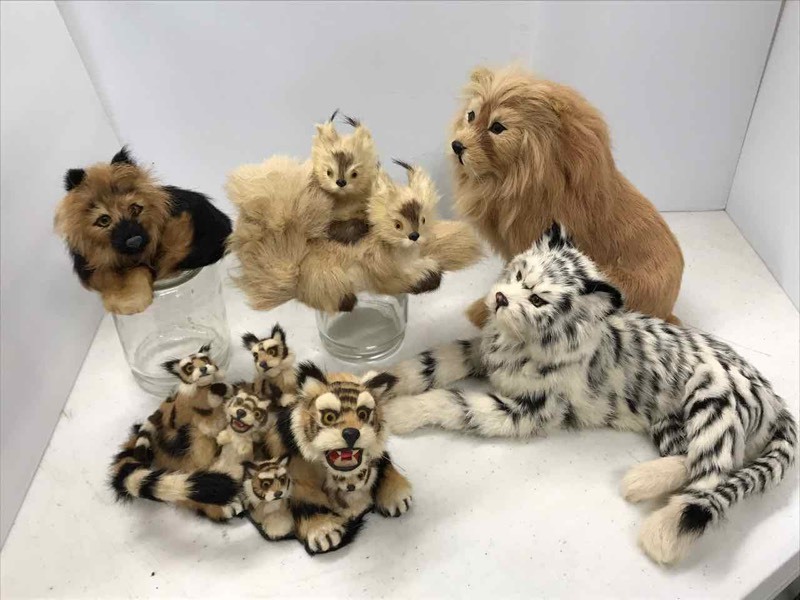 lot 239 image: Lion, Tiger Family, Lynx, Dog, Striped Tiger