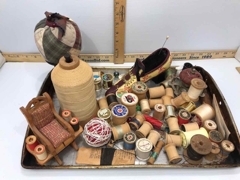 lot 258 image: Wood Spools, Thread, Pin Cushions