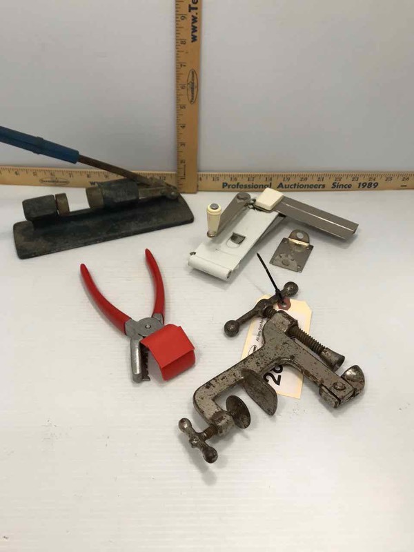lot 287 image: Can Opener, Nut Crackers