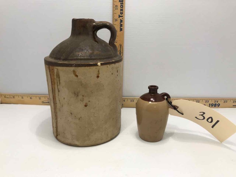 lot 301 image: Stoneware Jug & Mini Glass Jug