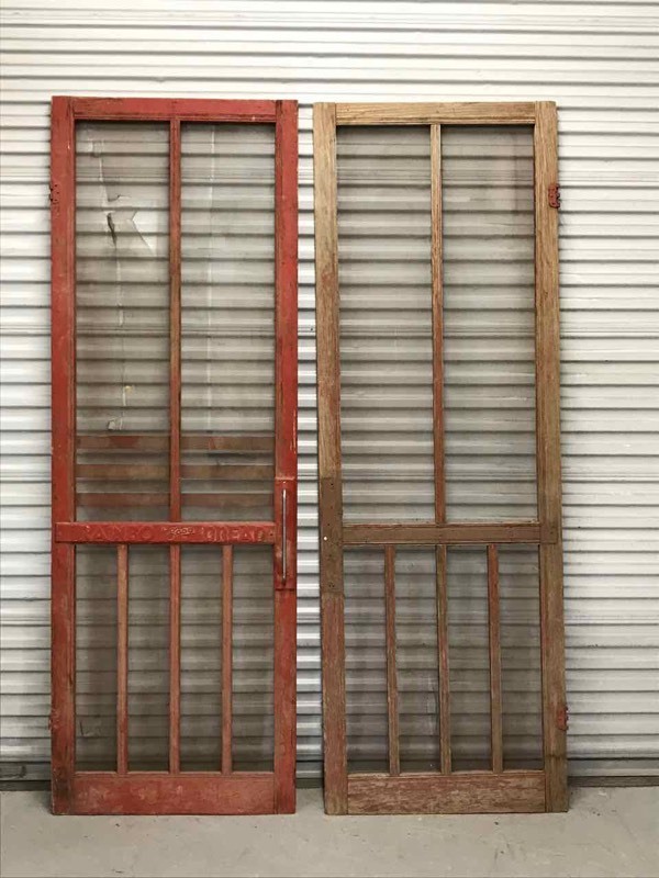 lot 444 image: AntiqueVintage Screen Door Red General Store, Rainbow Bread