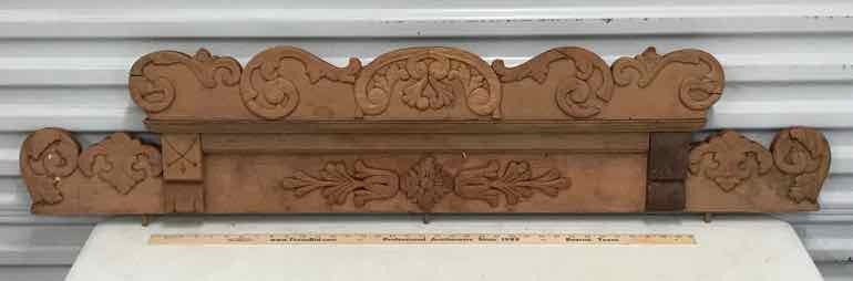 lot 448 image: Antique Crown