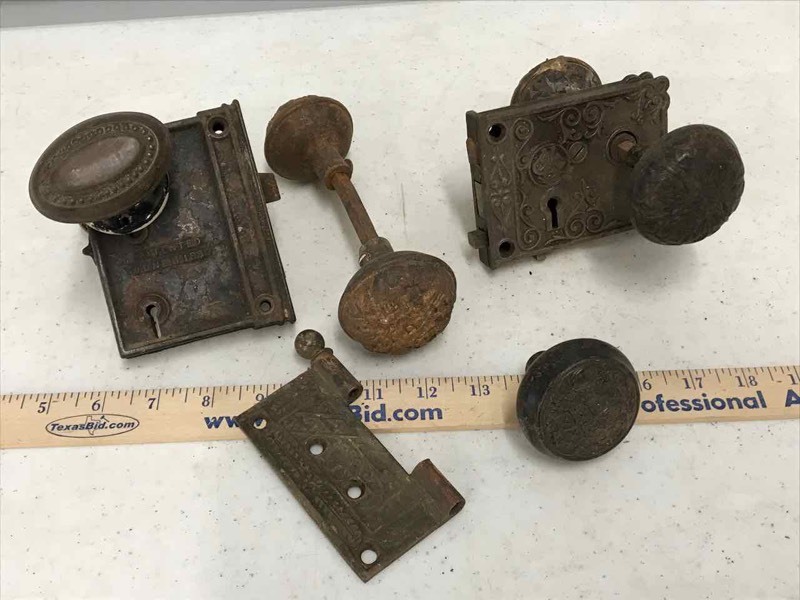 lot 470 image: Door Knobs Ornate
