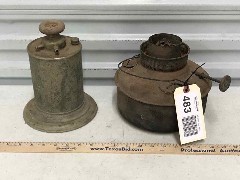 lot 483 image: Old Oil Heater Insert
