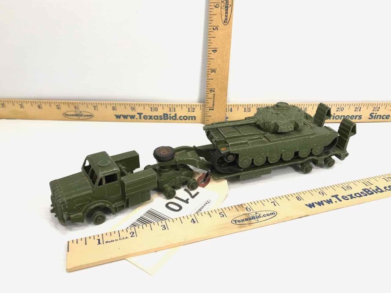 lot 710 image: Tank & Transport Meccano Ltd. Dinky Super Toys Centurian Tank 651, Transporter 66.