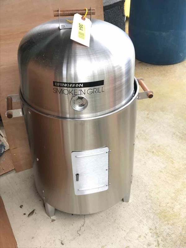 lot 384 image: Brinkman Smoke�-N Grill, electric, looks new.