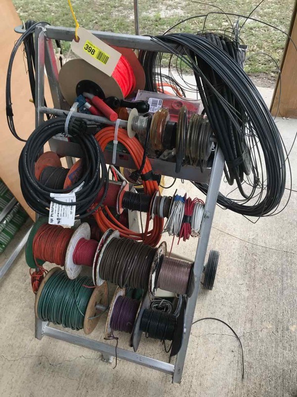 lot 398 image: Assorted wire and cart