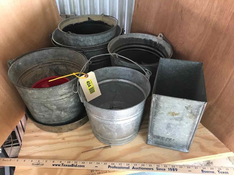 lot 404 image: Galvanized Buckets  (8)