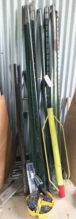 lot 415 image: T-Post Driver, Fencing supplies, T-posts