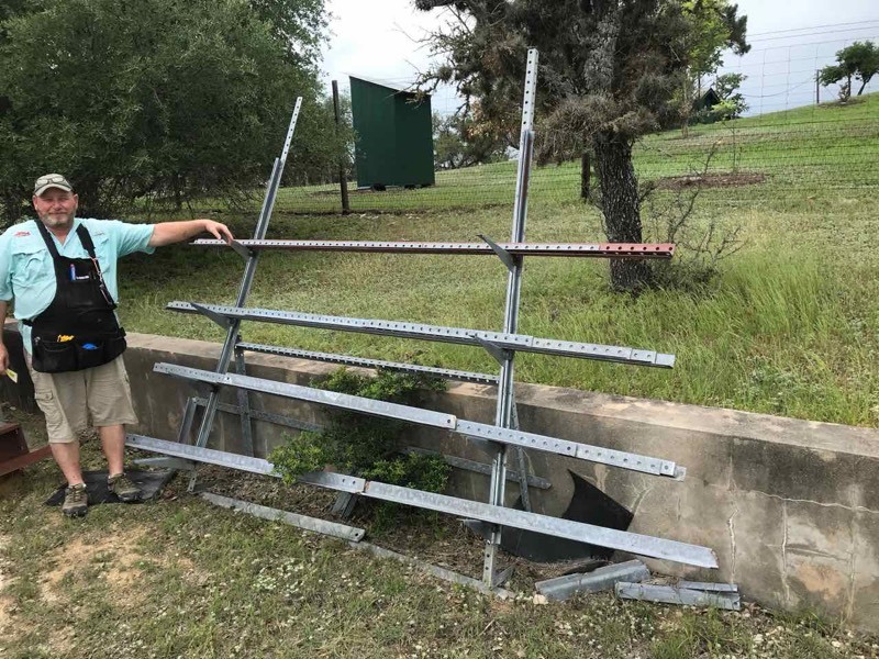 lot 428 image: Galvanized Rack and material