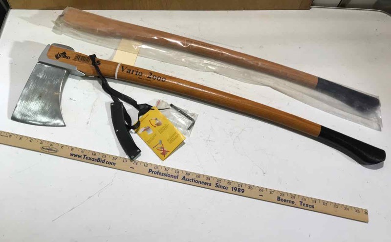 lot 30 image: Helko Vario 2000 Hickory Handle Axe made in Germany (new), includes spare handle