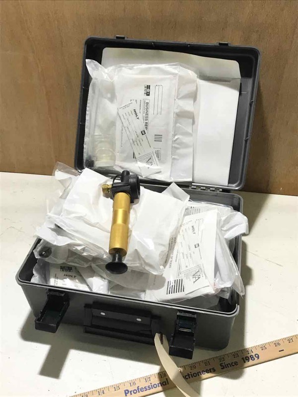 lot 59 image: Caterpillar Fluid Analysis tool