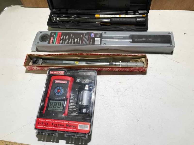 lot 95 image: (3) Torque Wrenches, 38� in. and 12� in. drive.  Craftsman, Utica brand, Craftsman Torque Meter