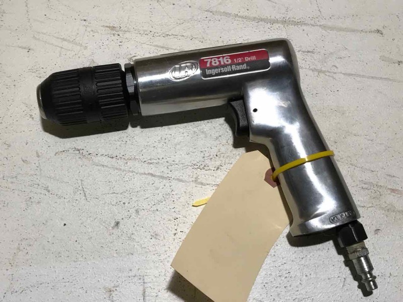 lot 111 image: Ingersol Rand 12� in. Pneumatic Drill, Mod. 7816