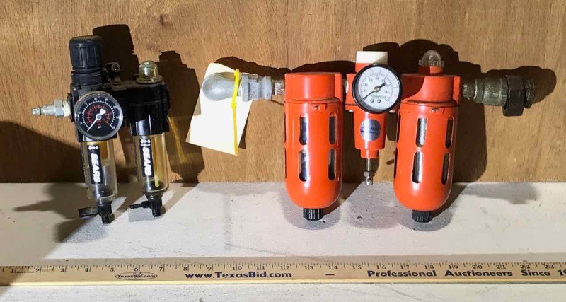 lot 135 image: Air moisture regulators (2)