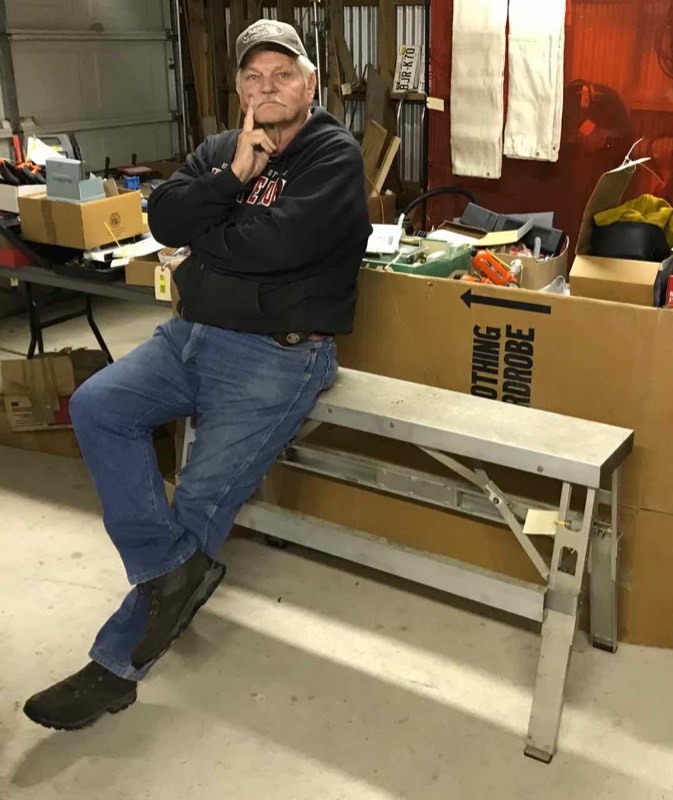 lot 142 image: Aluminum bench
