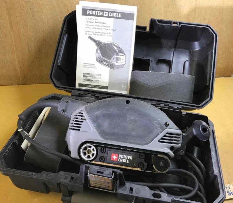 lot 156 image: Porter Cable Belt Sander, 2-12� in. x 14� in. belt sander with case