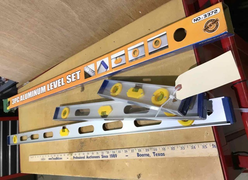 lot 228 image: (3) piece Aluminum Level Set, 48� in., 24� in., 12� in.