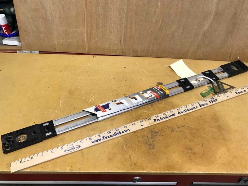 lot 231 image: Johnson Mar-It Measuring Level 33� in., small angle level, keychain level