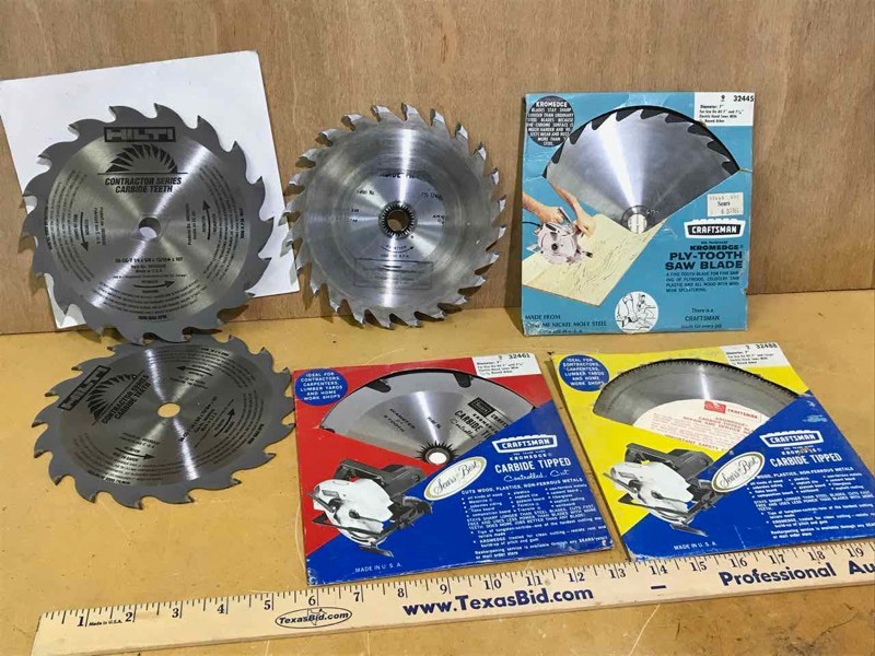lot 243 image: Saw Blades  7-14� in. circular saw blades, some carbide (6)
