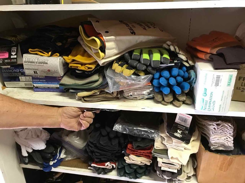 lot 284 image: Two Shelves of Gloves  Assorted...lots of gloves
