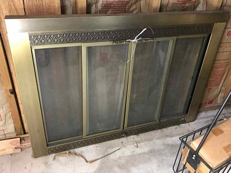 lot 300 image: Fireplace Screen, antiqued brass finish, 47� in. wide x 33� in.� tall