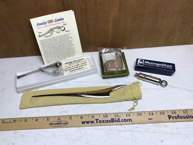 lot 357 image: Fancy Letter Openers