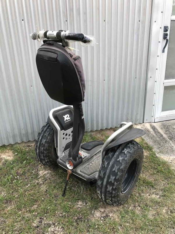 lot 430 image: Segway X2, On 52519 it started and drove See video.