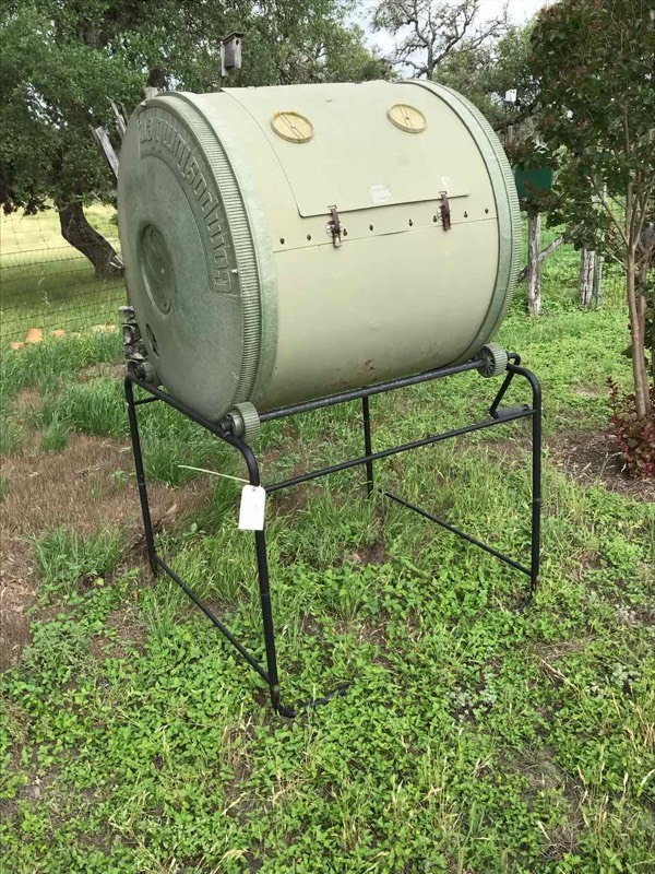 lot 431 image: Composter