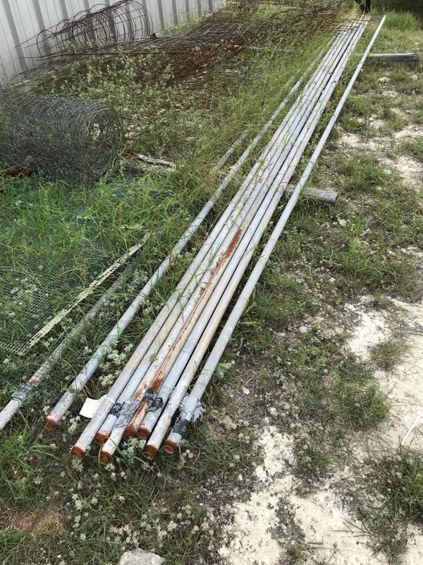 lot 519 image: Galvanized Pipe, 9 pcs, 21 ft sticks, 1 in pipe