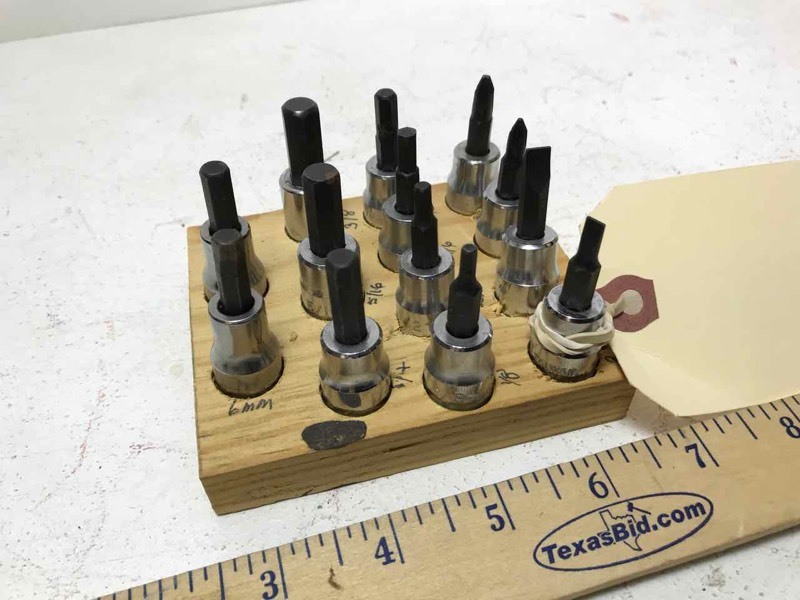 lot 580 image: Bit Drive Set, 38 in
