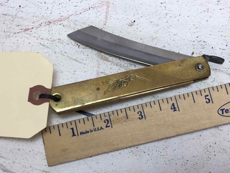 lot 595 image: Knife Folding, brass handle, extremely sharp