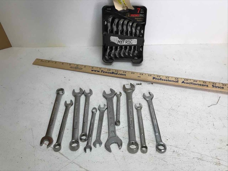 lot 604 image: Wrenches Metric, assorted
