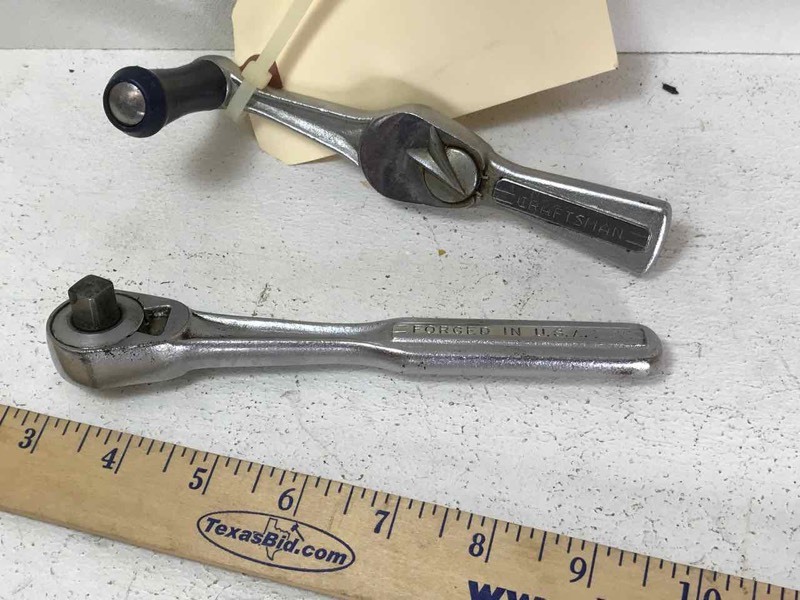 lot 640 image: Vintage Craftsman Ratchets (2), 38 in drive