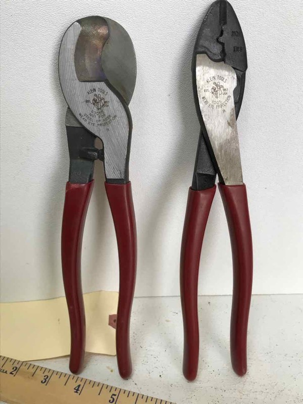 lot 660 image: Klein Lineman Pliers (2)
