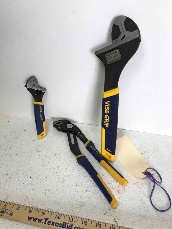 lot 662 image: Vise-Grip Adjustable Wrenches (3)